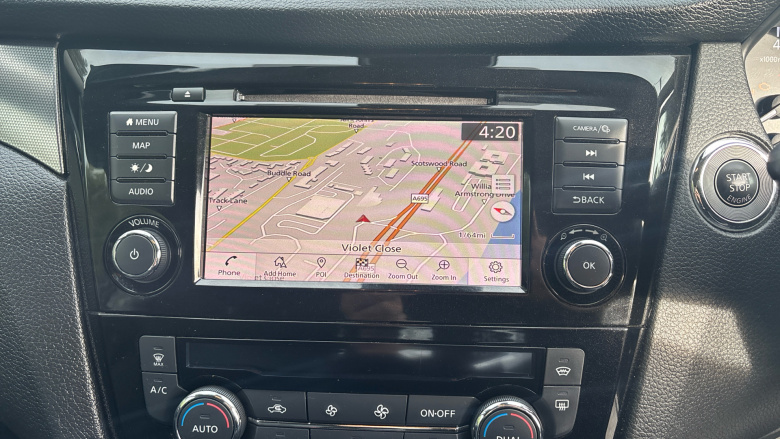 Nissan Qashqai 1.3 DiG-T Tekna 5dr Petrol Hatchback